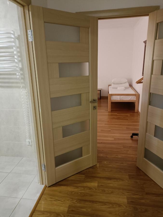 Hotel Mirage Chernivtsi Exterior foto